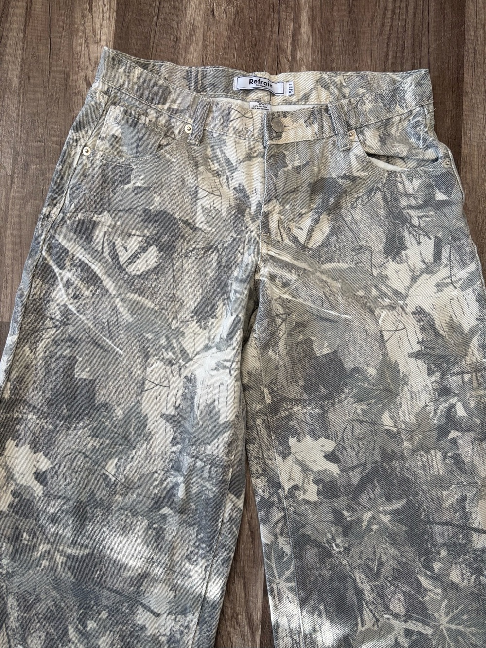 Refrain Los Angeles Grey Wide-Leg Women's Pants by Etro - Picture 4 of 9